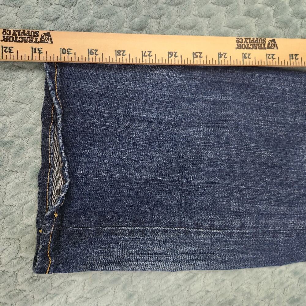 Cowgirl Tuff Women's 32 x 31 Boot Cut Med Wash Stretch Denim Jeans - Picture 13 of 14